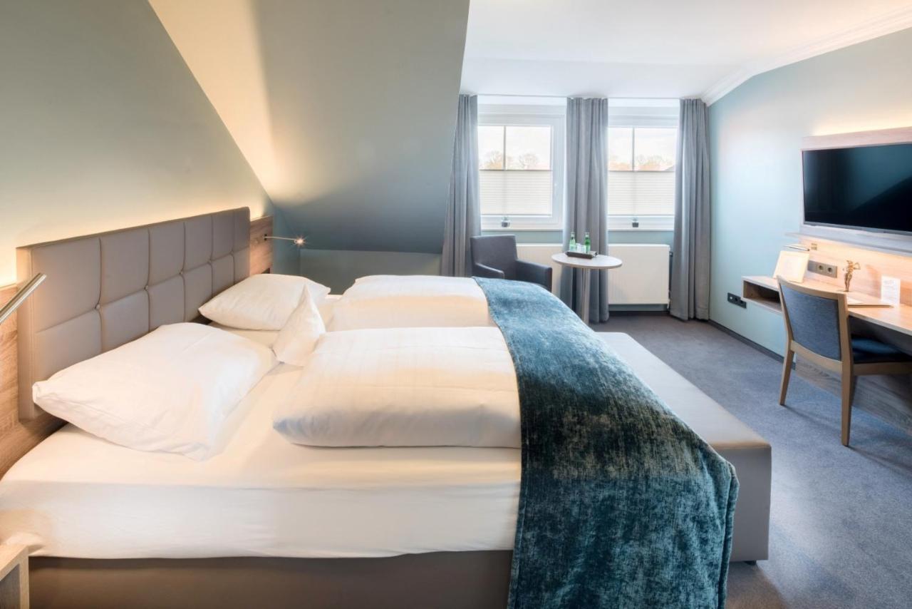 Hotel Zur Post - Economy Rooms Garrel Exterior photo